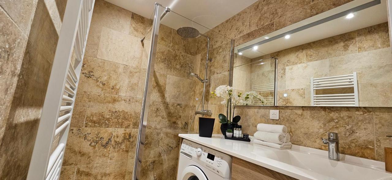 Bel & Ancien Appartement T3 Renove Dans Sartene Εξωτερικό φωτογραφία