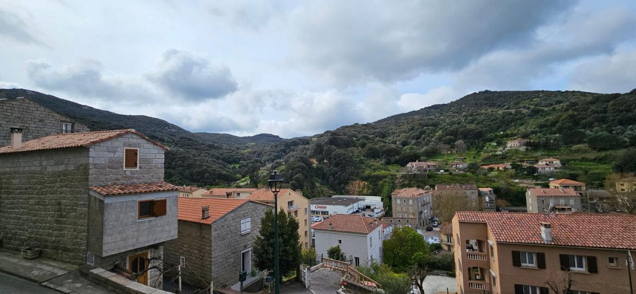 Bel & Ancien Appartement T3 Renove Dans Sartene Εξωτερικό φωτογραφία
