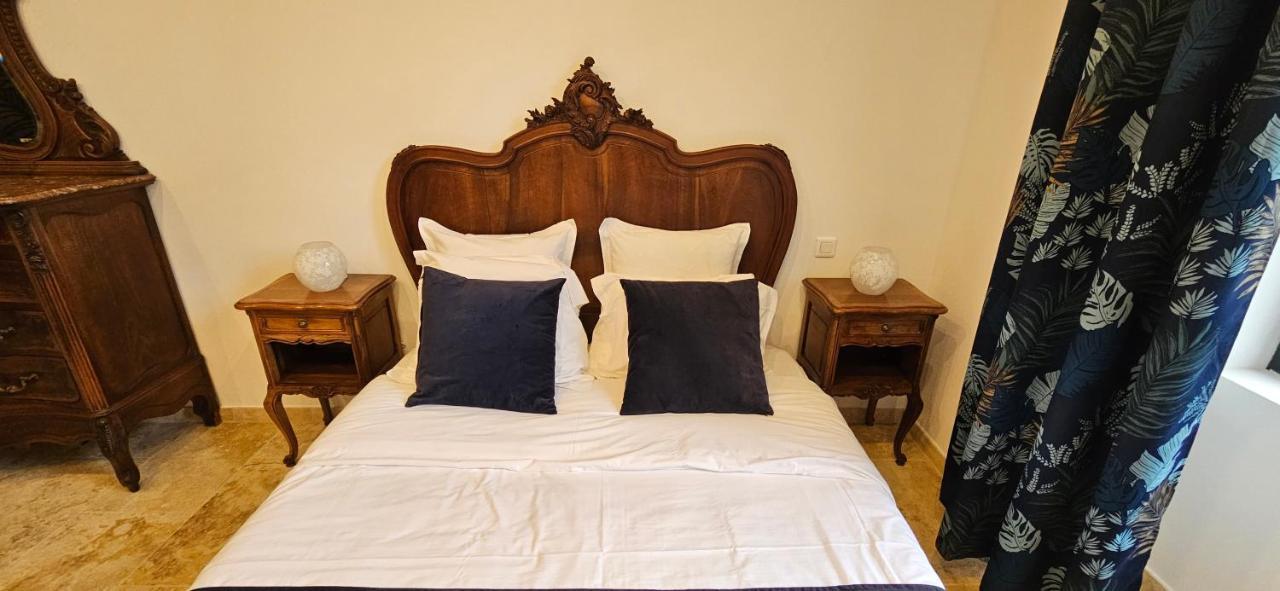 Bel & Ancien Appartement T3 Renove Dans Sartene Εξωτερικό φωτογραφία