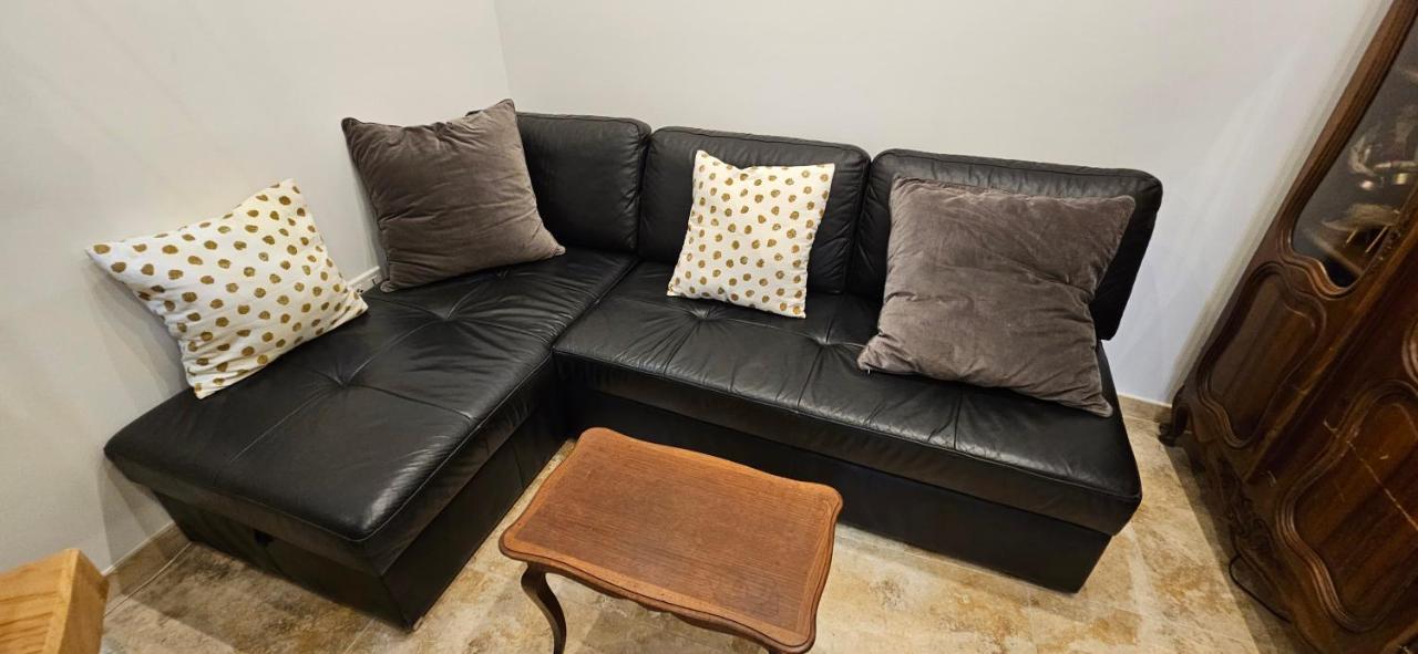 Bel & Ancien Appartement T3 Renove Dans Sartene Εξωτερικό φωτογραφία